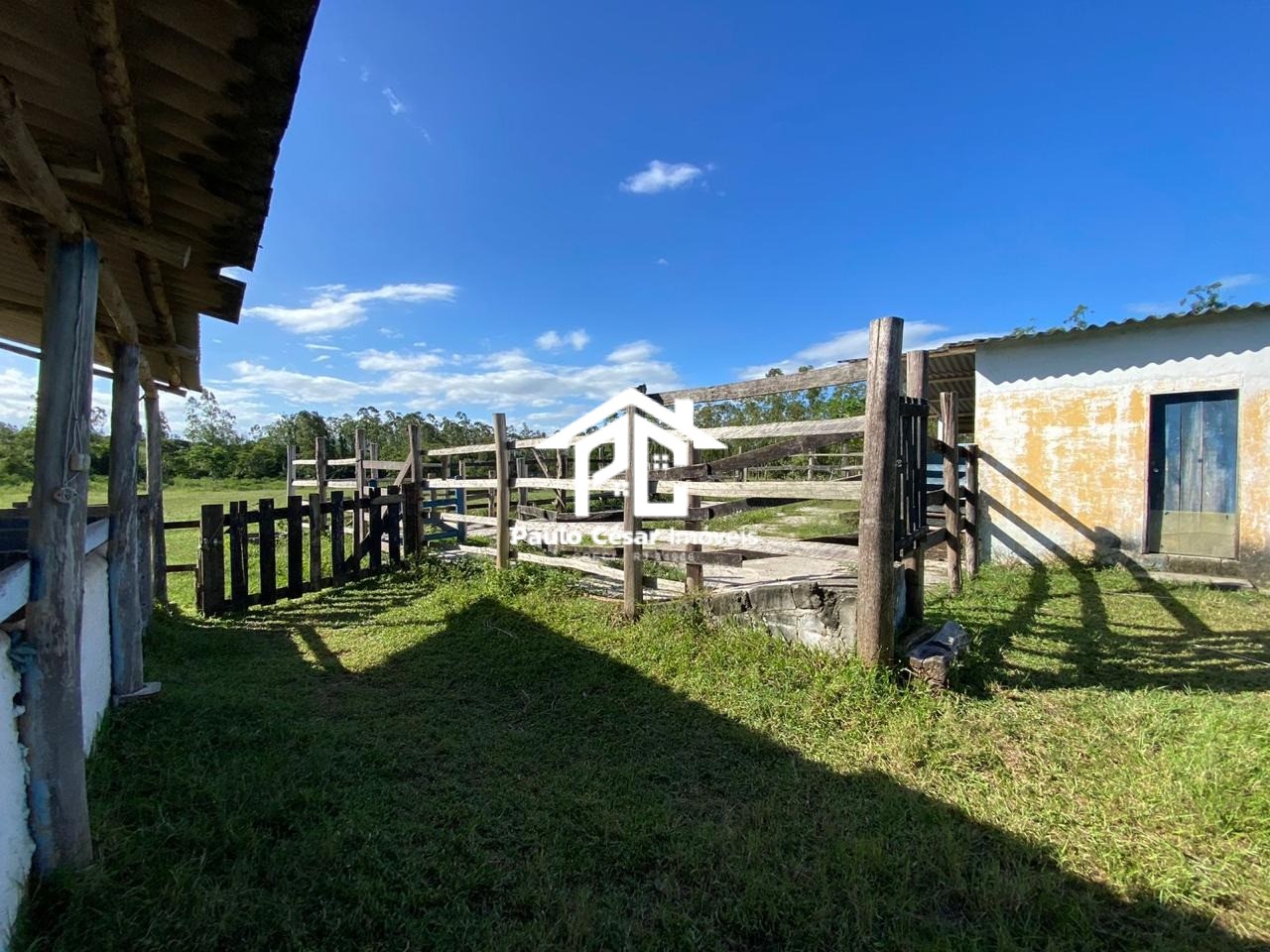 Casa à venda com 2 quartos, 190000m² - Foto 16