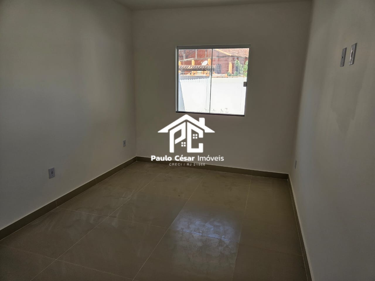 Casa à venda com 2 quartos, 180m² - Foto 9