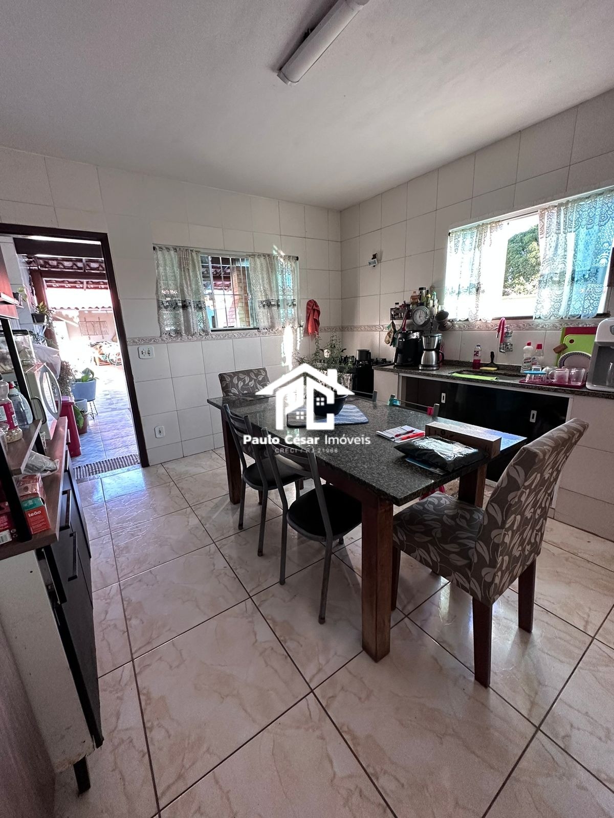 Casa à venda com 3 quartos, 360m² - Foto 14