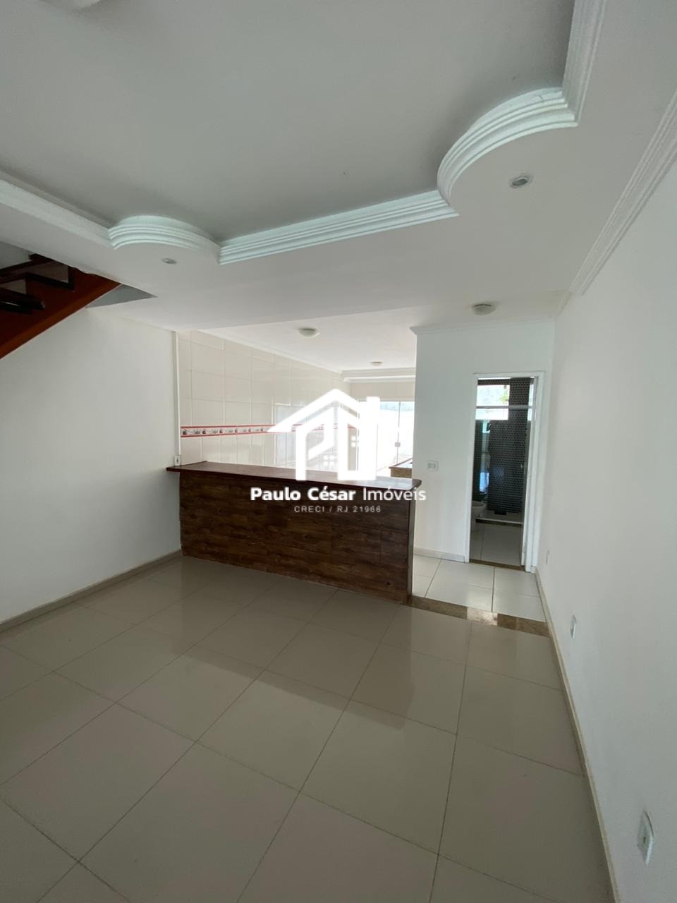 Casa à venda com 3 quartos, 180m² - Foto 2