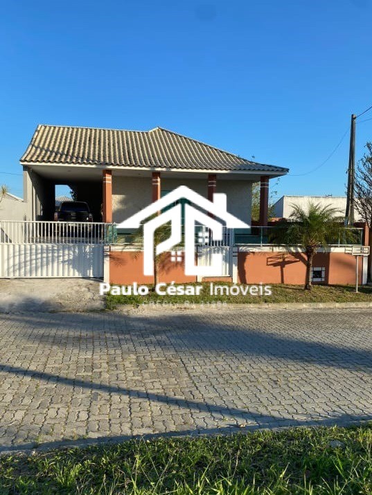 Casa à venda com 2 quartos, 125m² - Foto 1