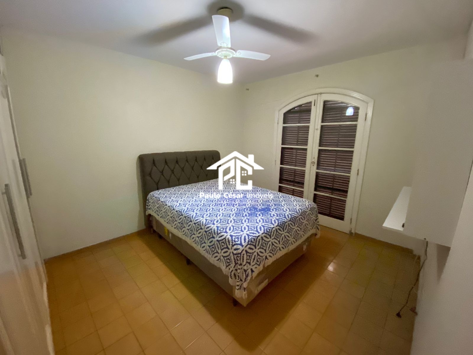 Apartamento à venda com 3 quartos, 150m² - Foto 5