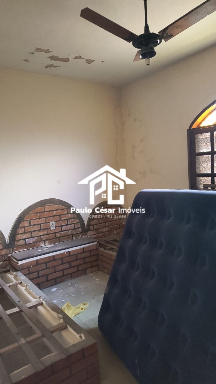 Casa à venda com 2 quartos, 360m² - Foto 6