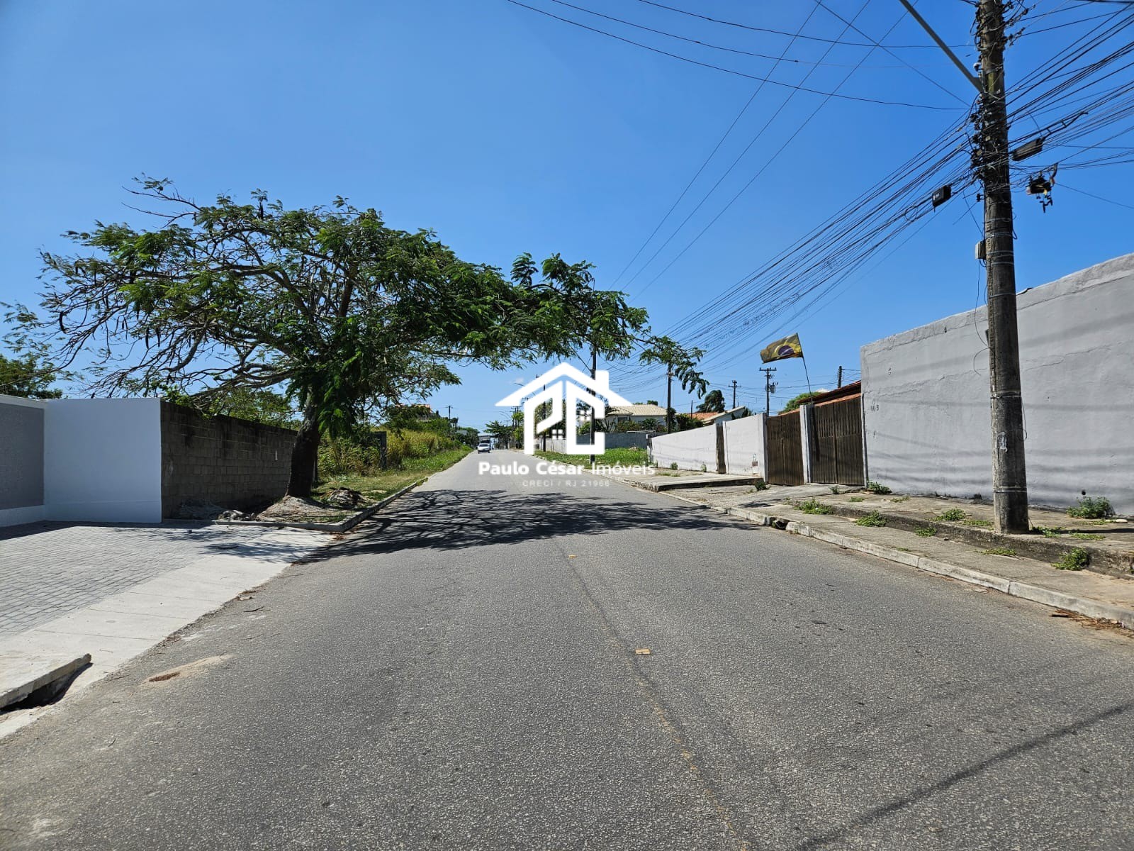 Casa à venda com 2 quartos, 70m² - Foto 3