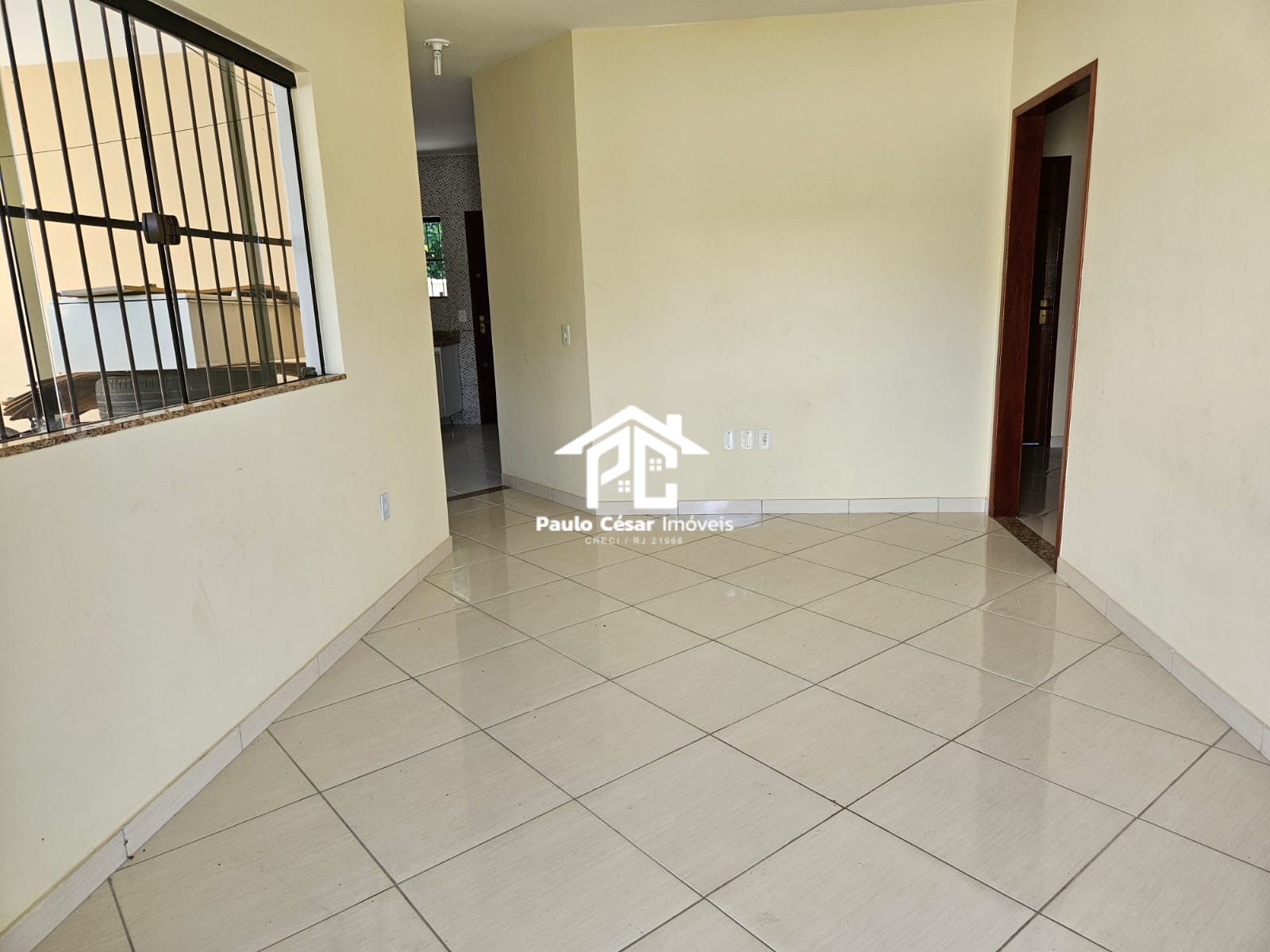 Casa à venda com 3 quartos, 118m² - Foto 4