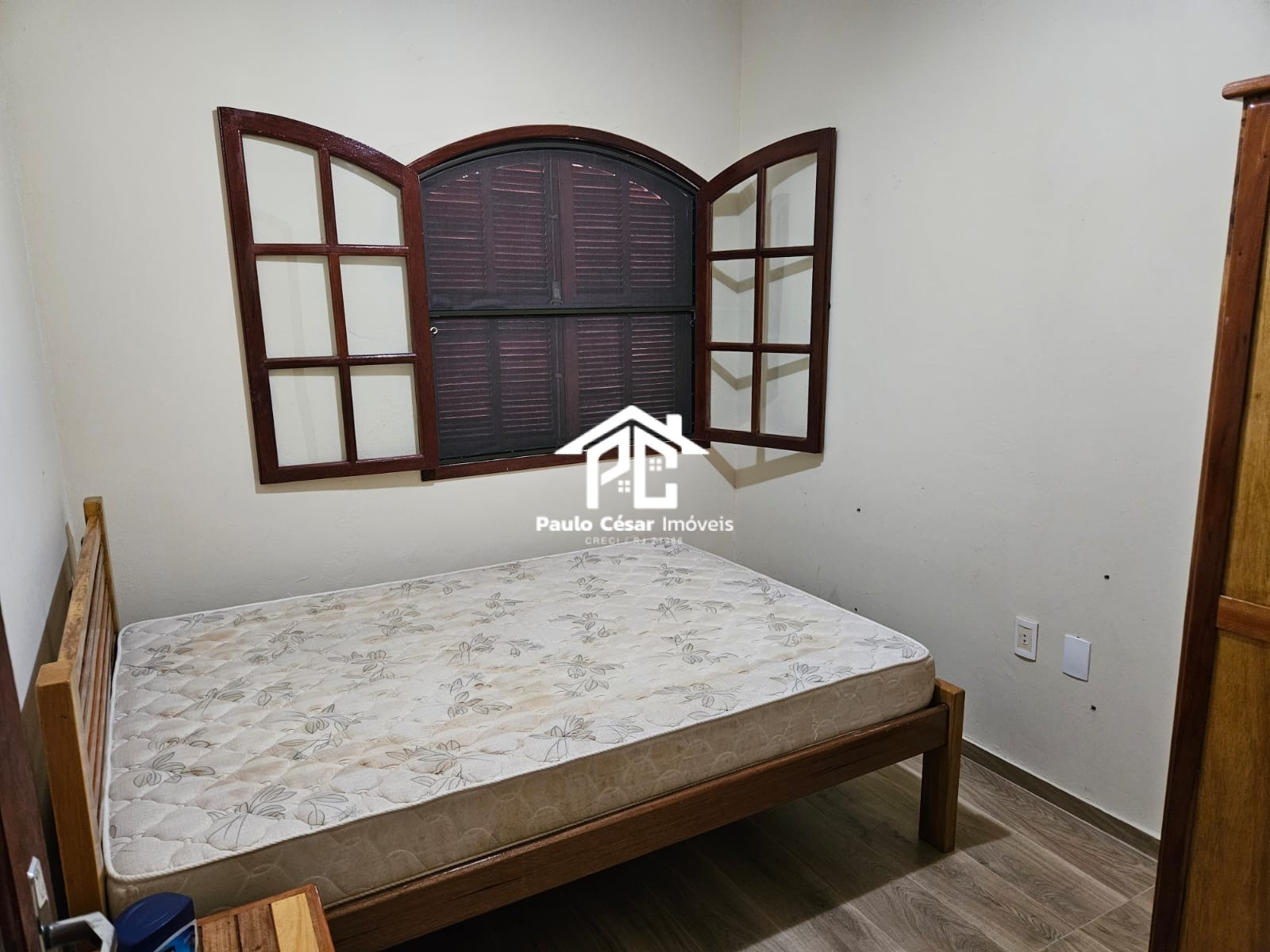 Casa à venda com 3 quartos, 360m² - Foto 15