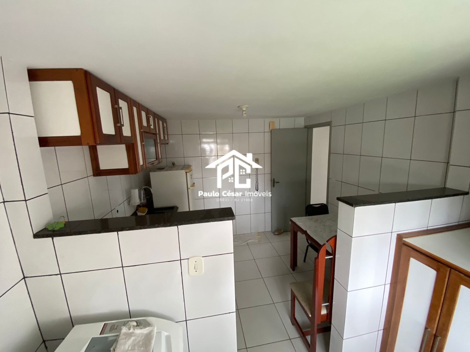 Apartamento à venda com 2 quartos, 70m² - Foto 9