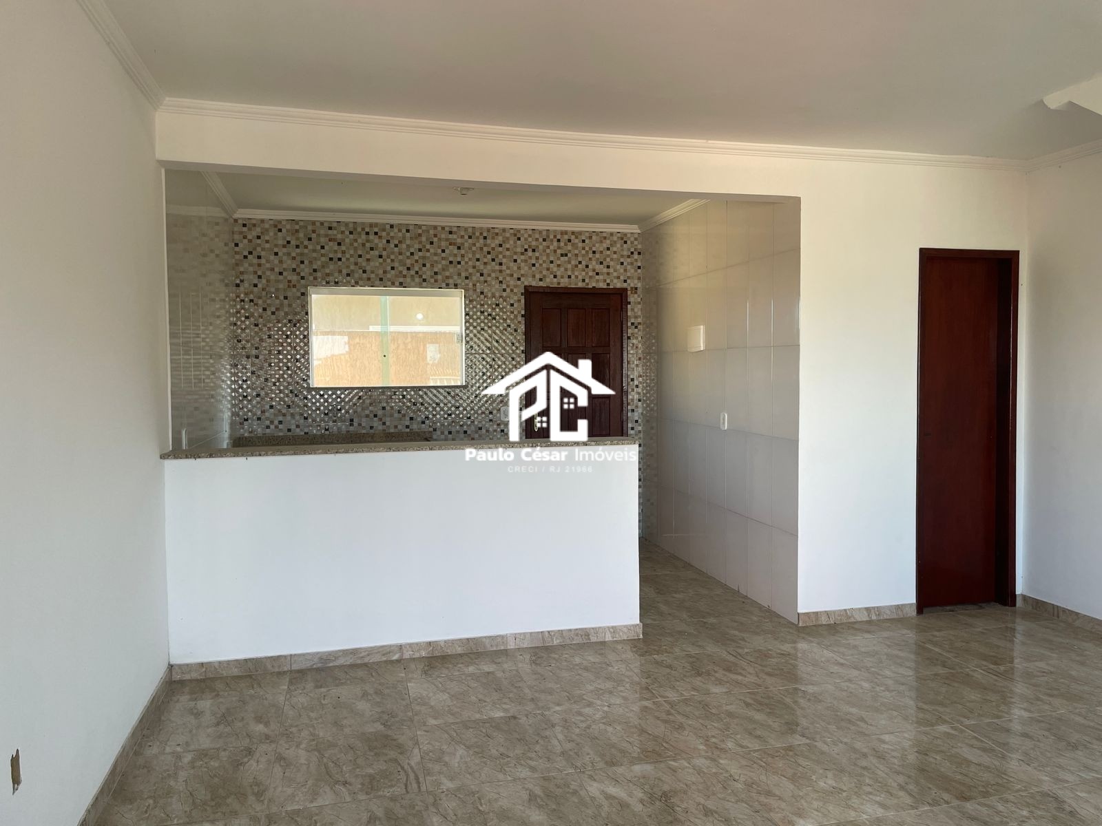 Casa à venda com 2 quartos, 180m² - Foto 11