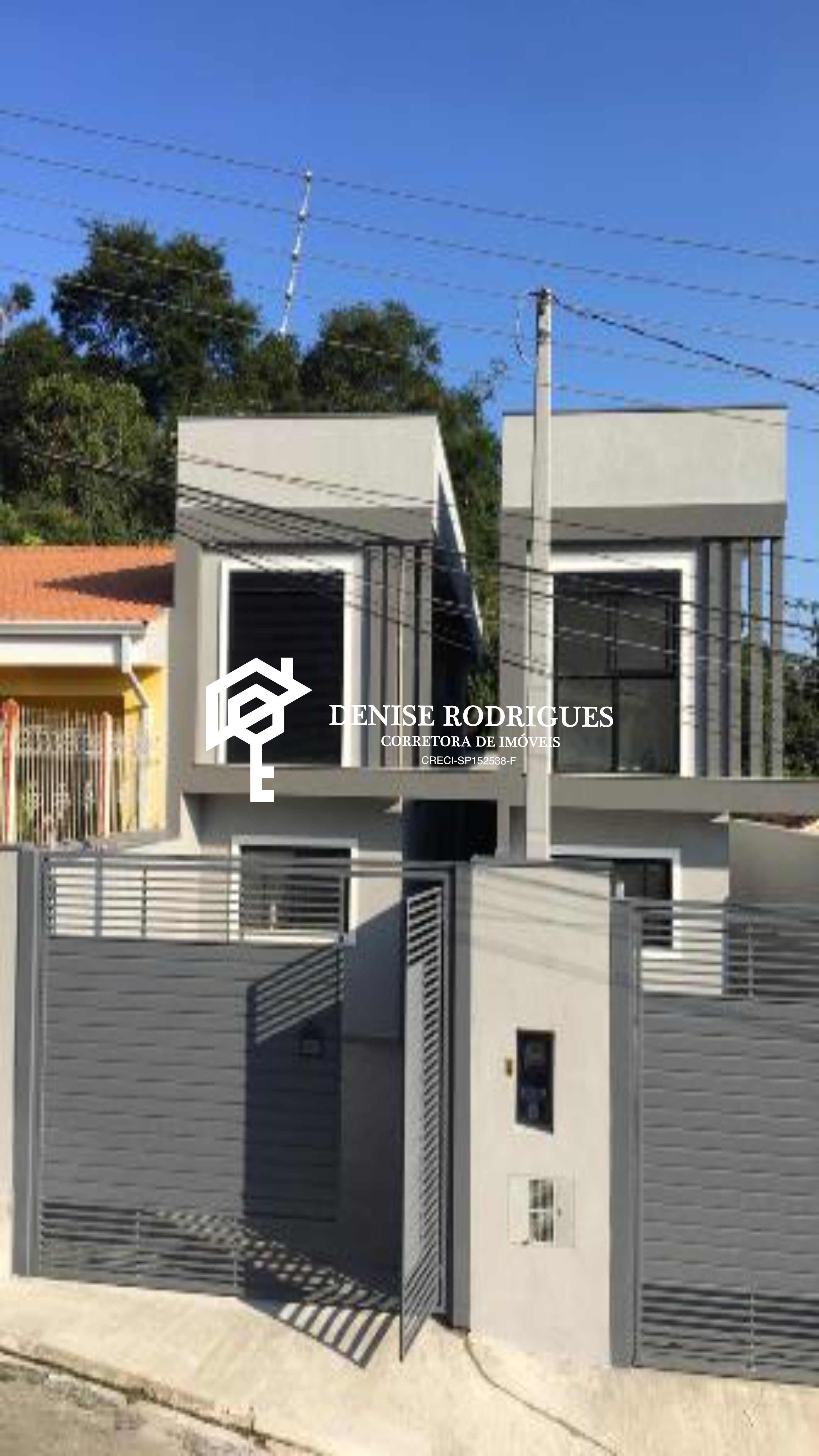 Casa à venda com 3 quartos, 130m² - Foto 1