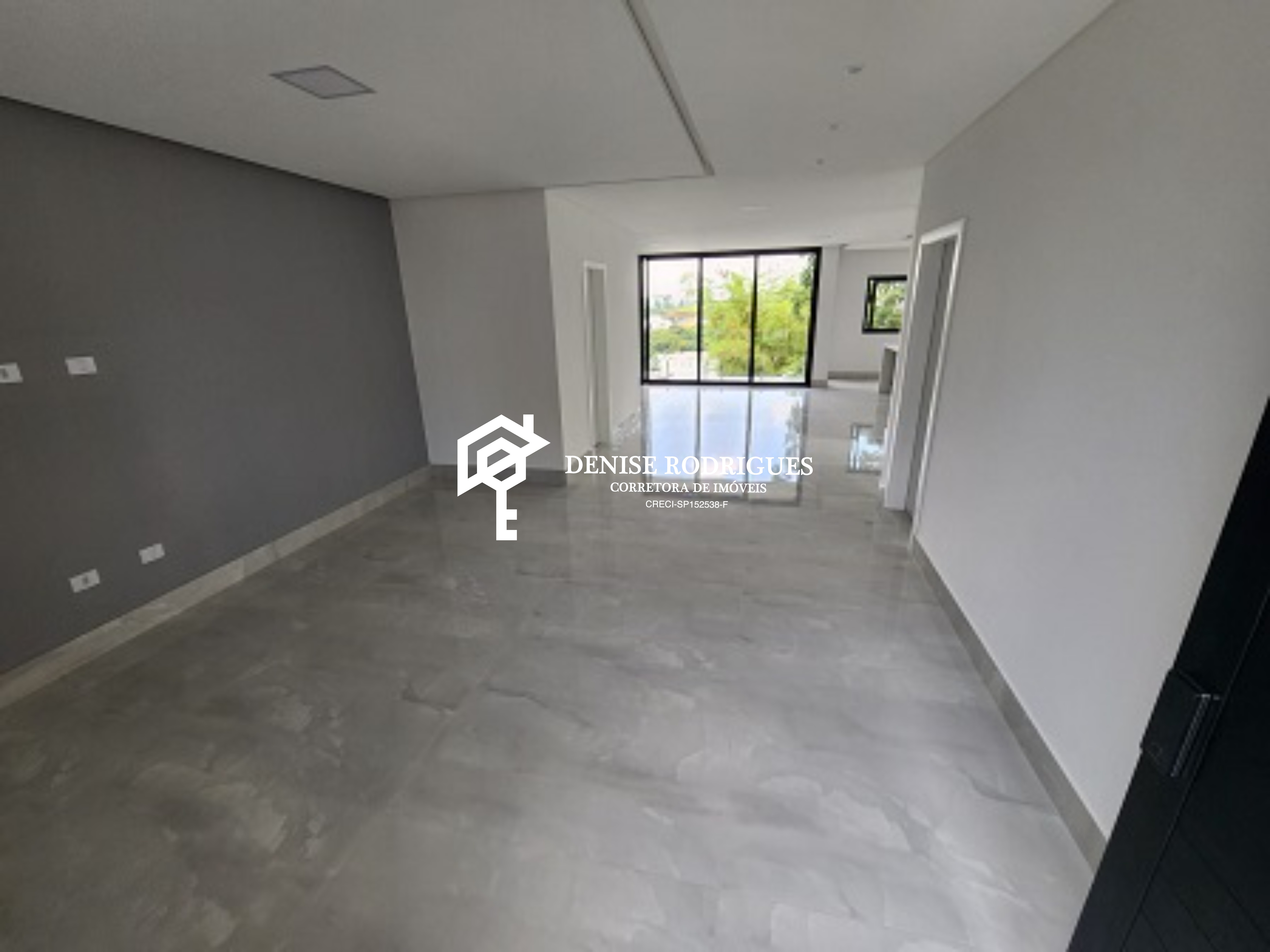 Casa à venda com 4 quartos, 300m² - Foto 8