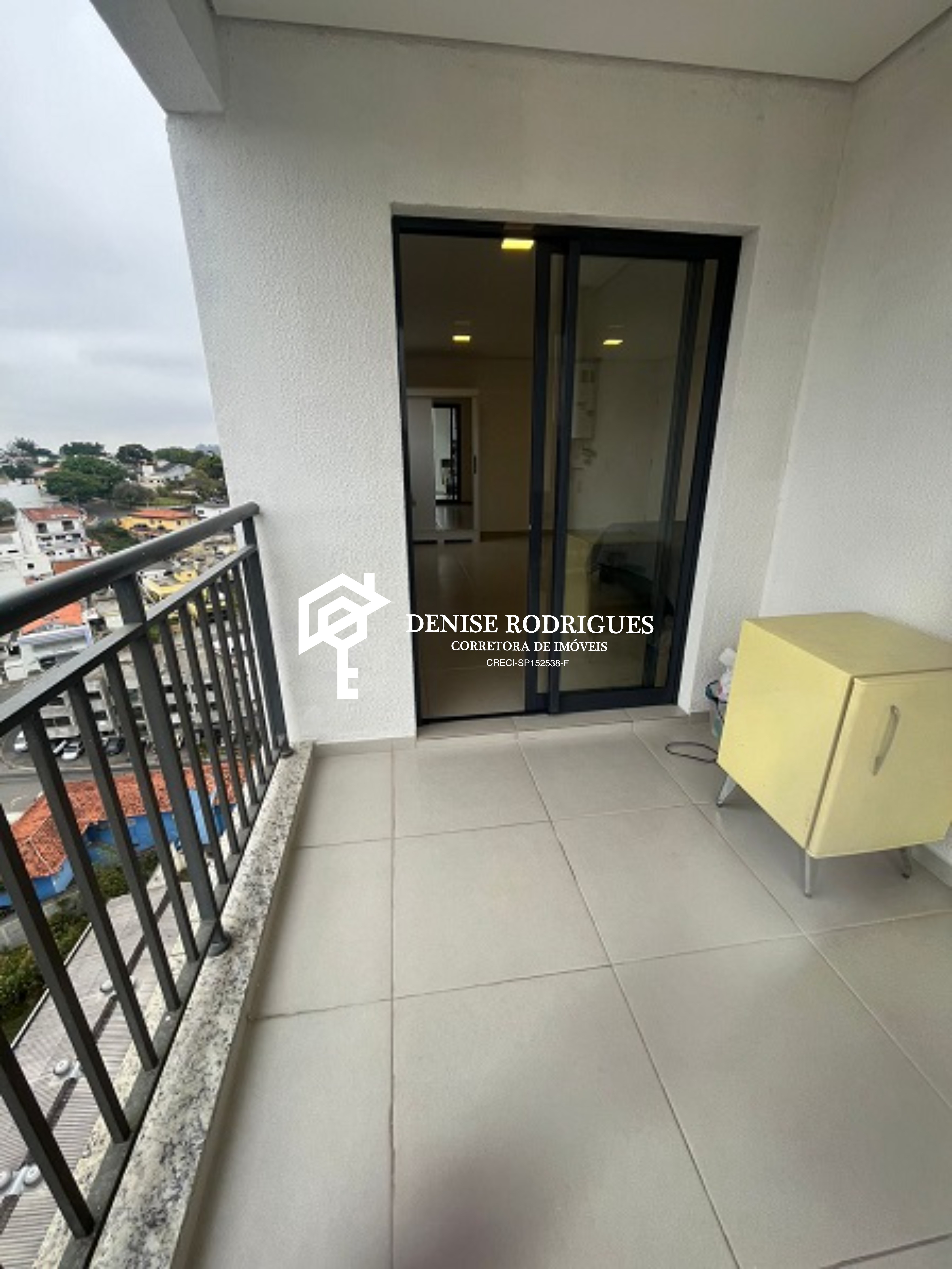 Apartamento à venda com 1 quarto, 43m² - Foto 2