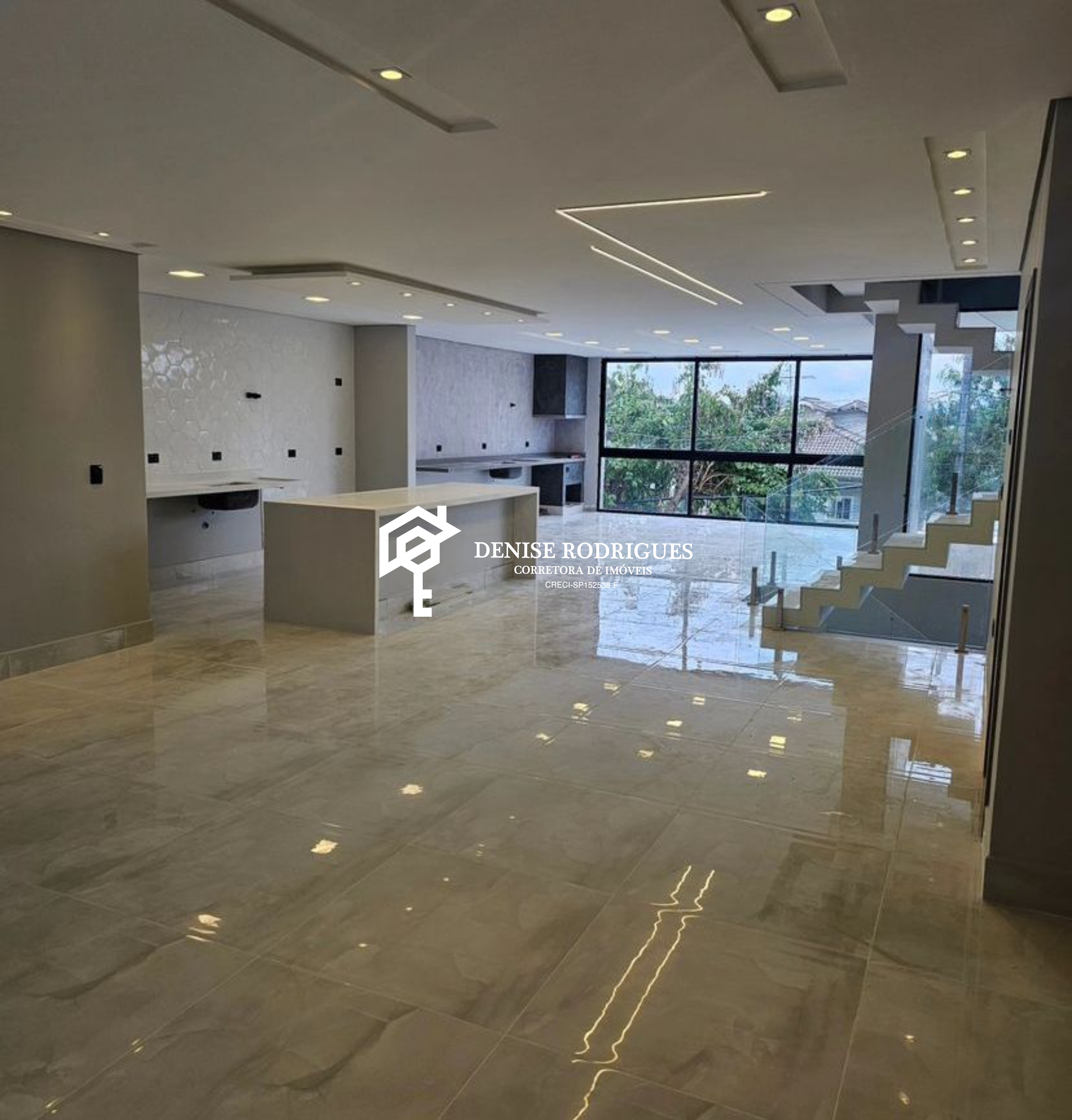 Casa à venda com 4 quartos, 320m² - Foto 6