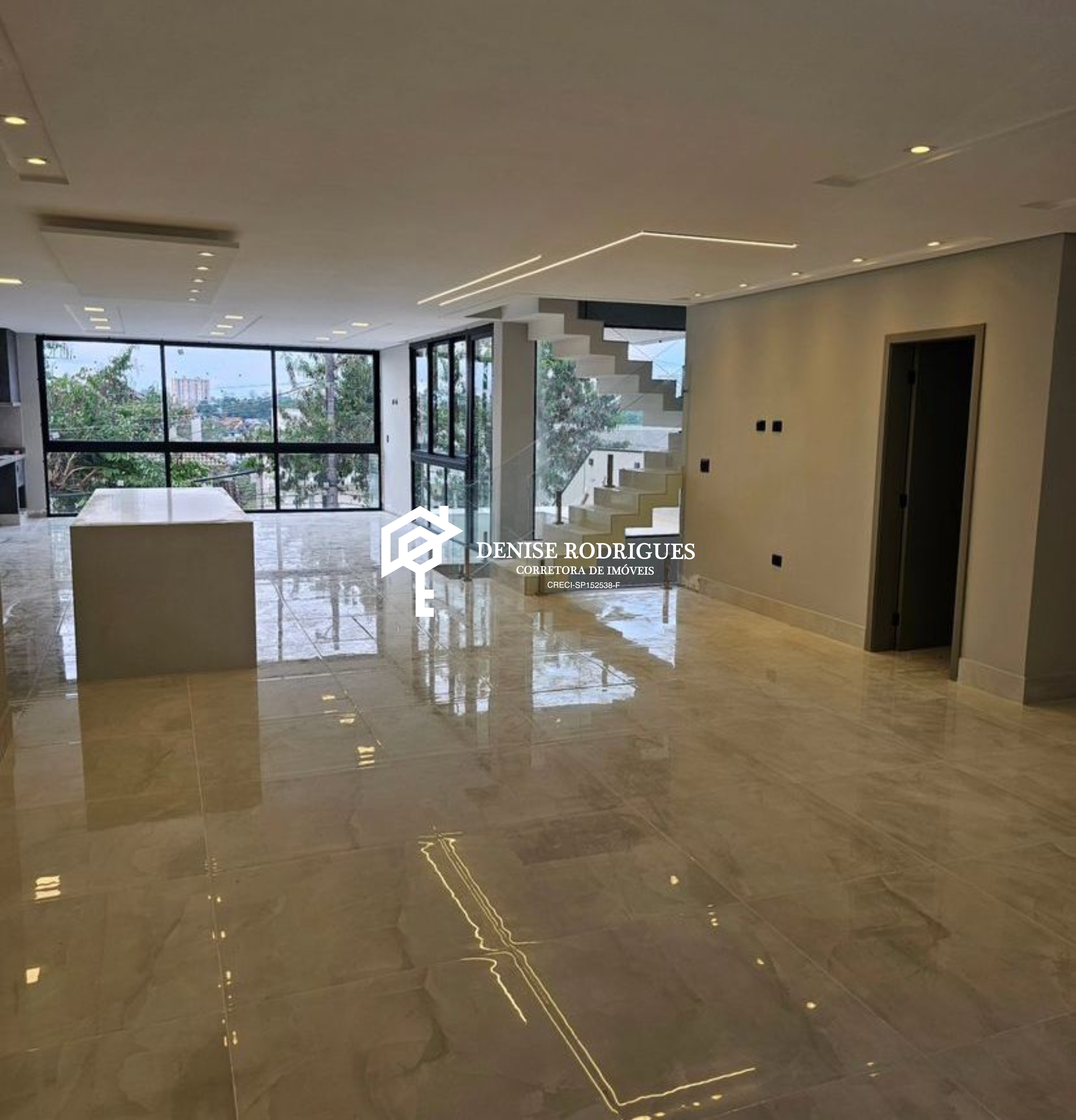 Casa à venda com 4 quartos, 320m² - Foto 5