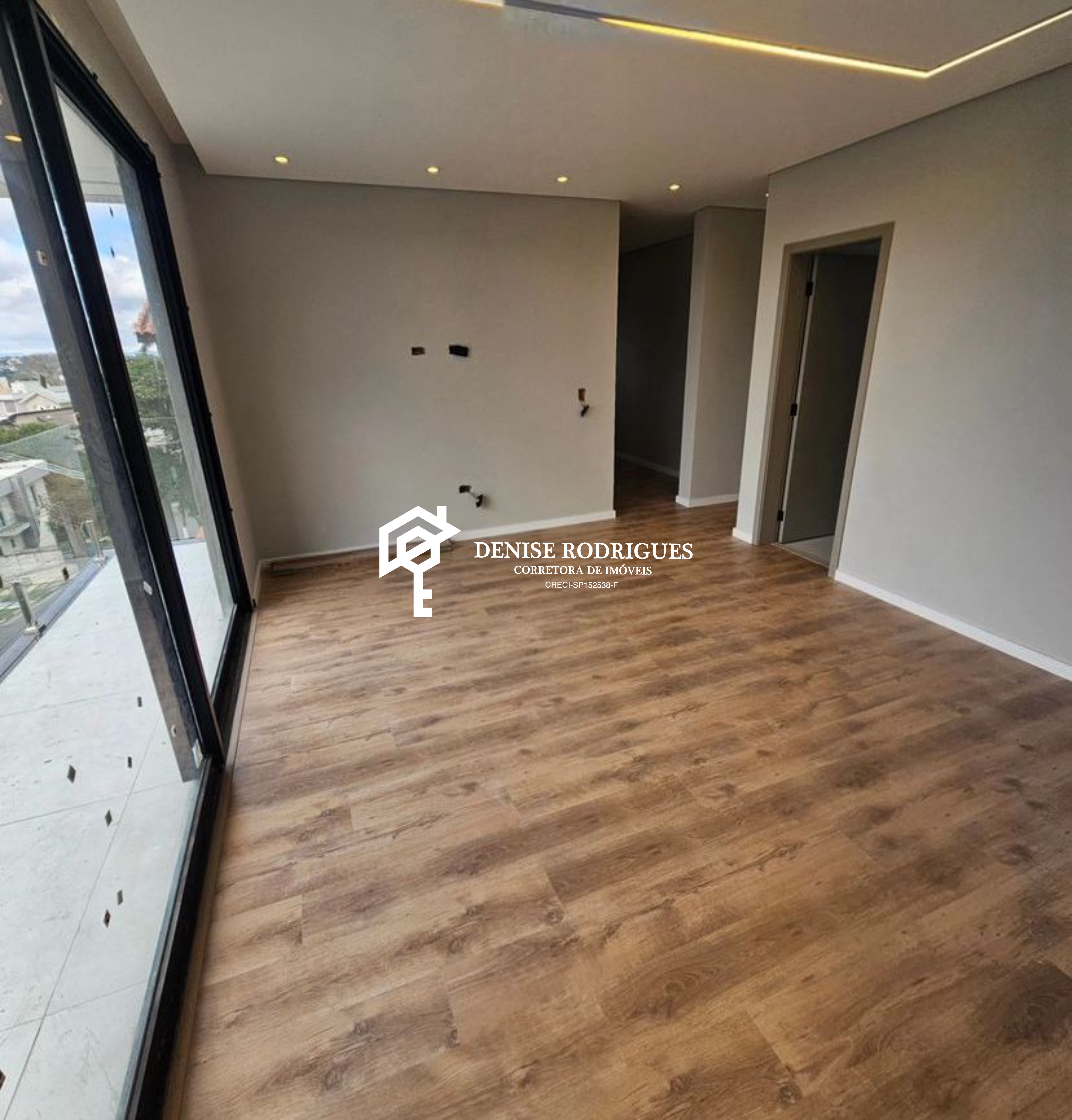 Casa à venda com 4 quartos, 320m² - Foto 9