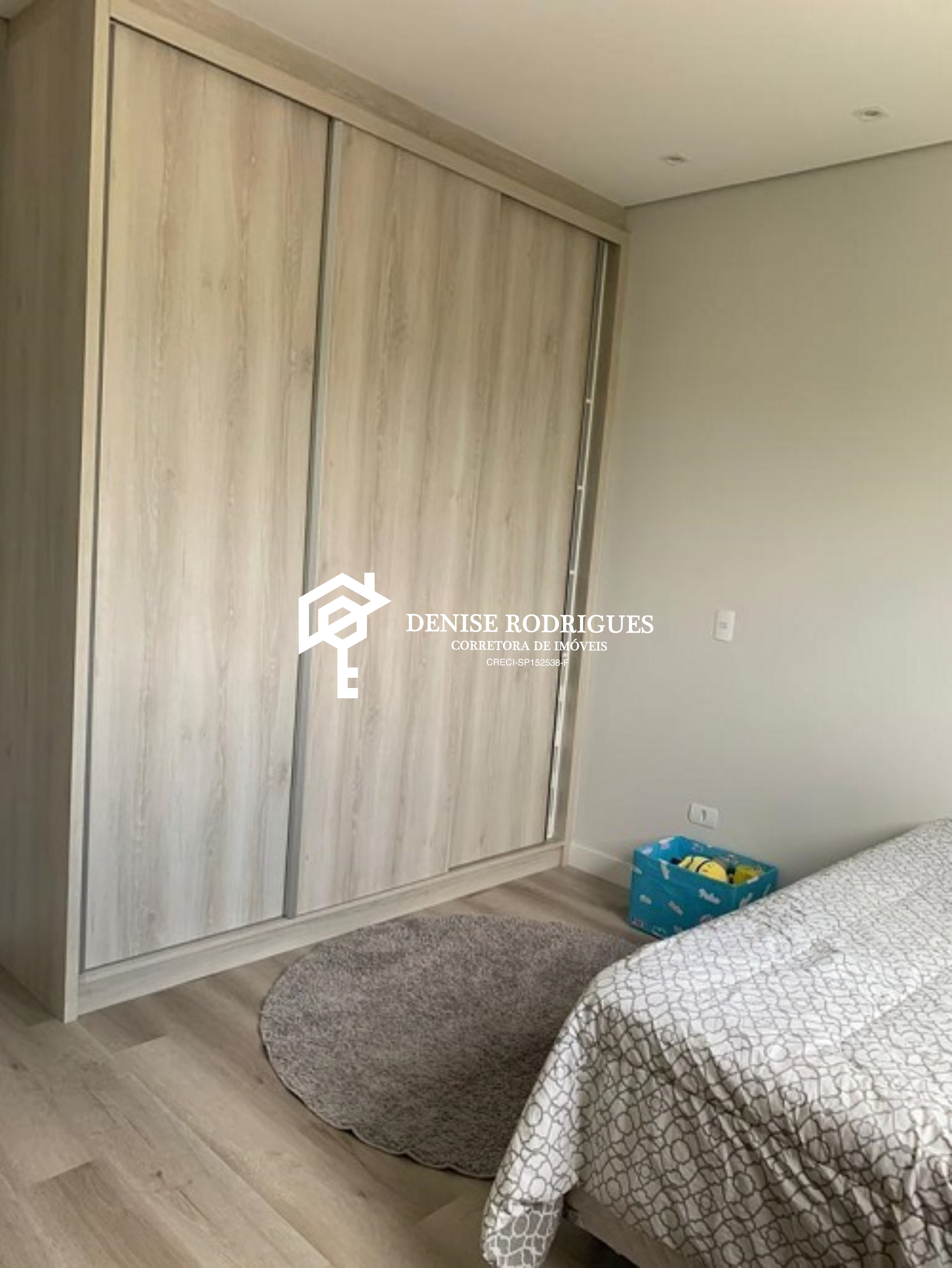 Casa à venda com 3 quartos, 300m² - Foto 4