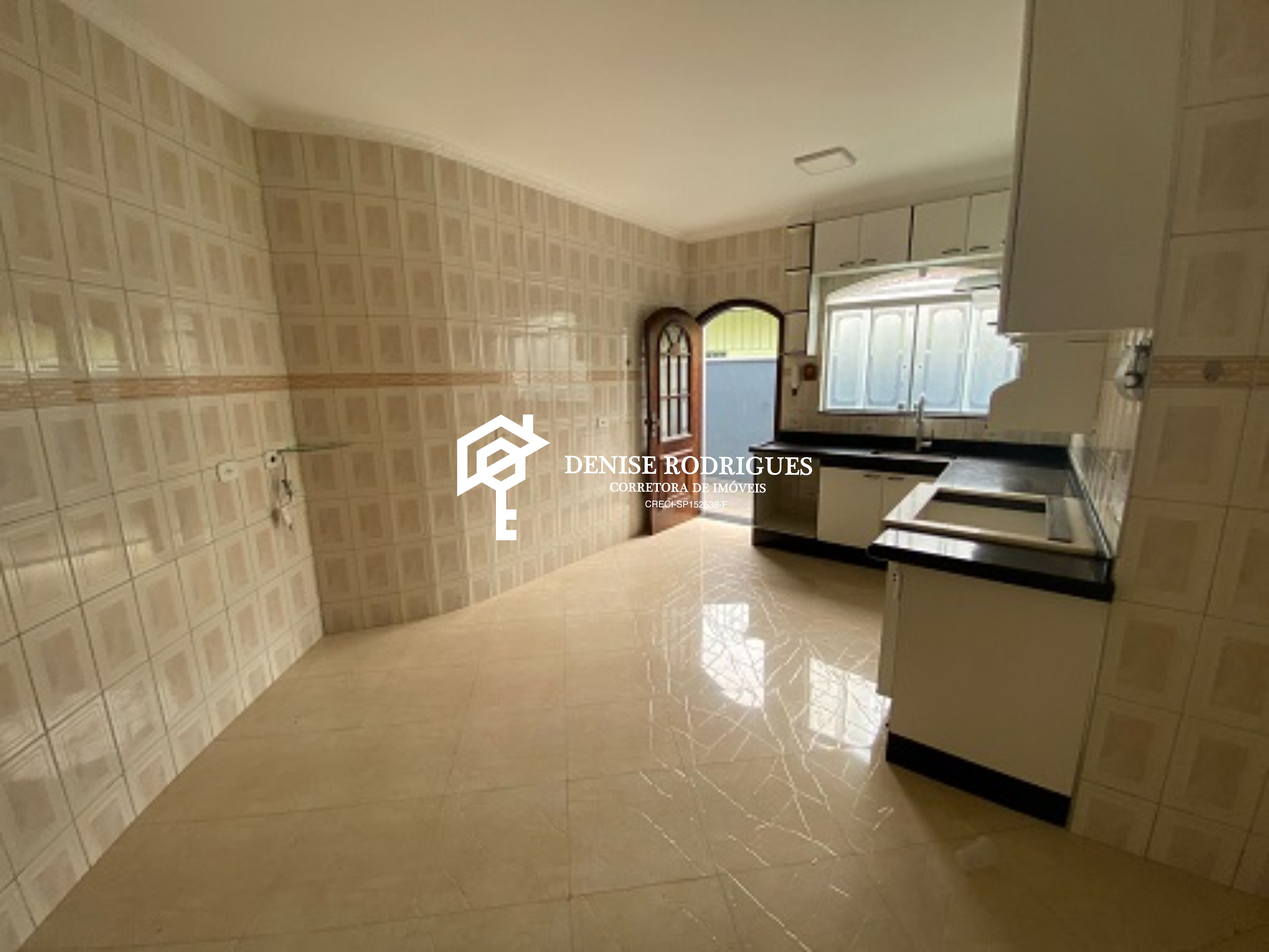 Casa à venda e aluguel com 3 quartos, 200m² - Foto 30