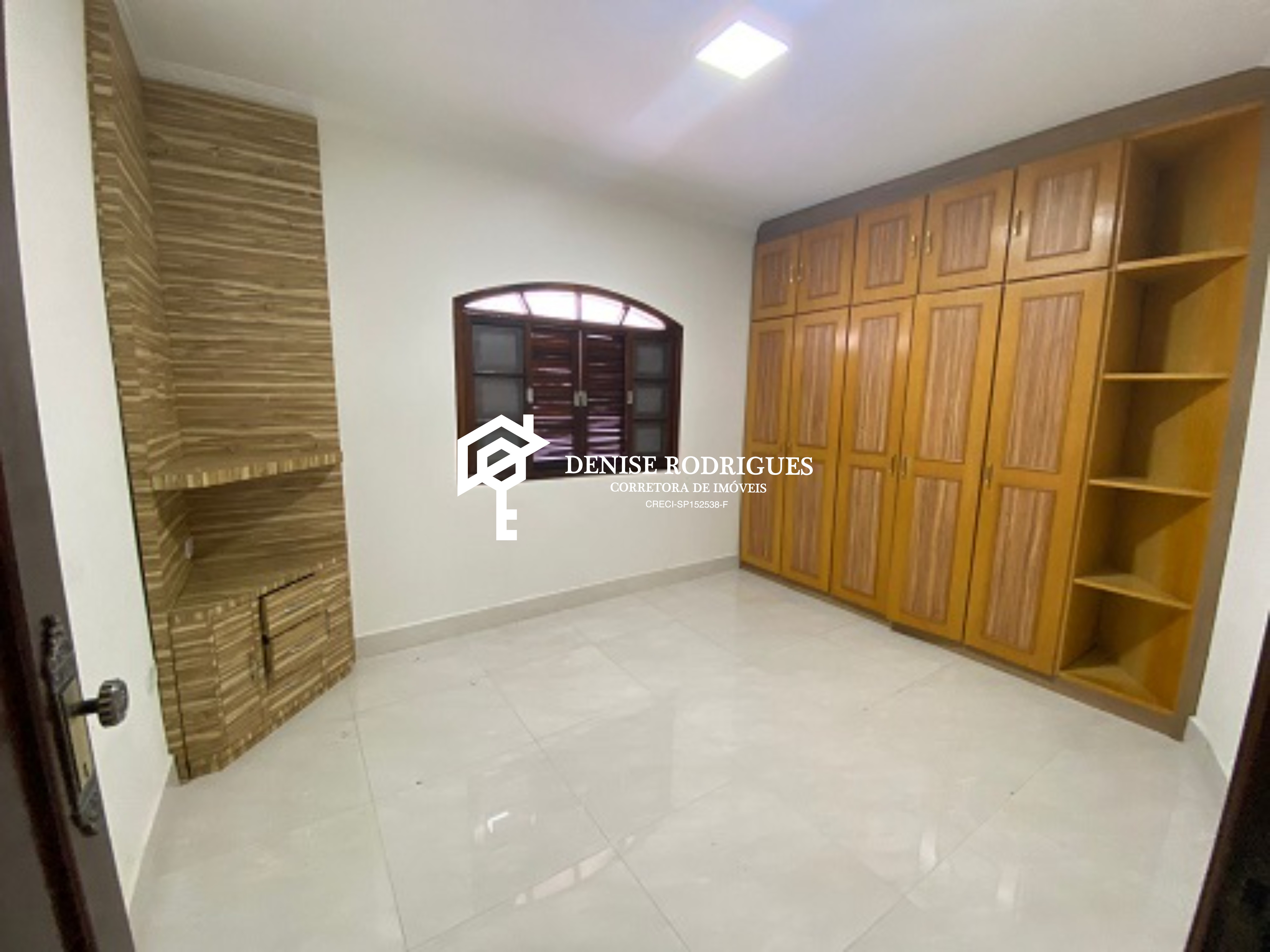 Casa à venda e aluguel com 3 quartos, 200m² - Foto 22