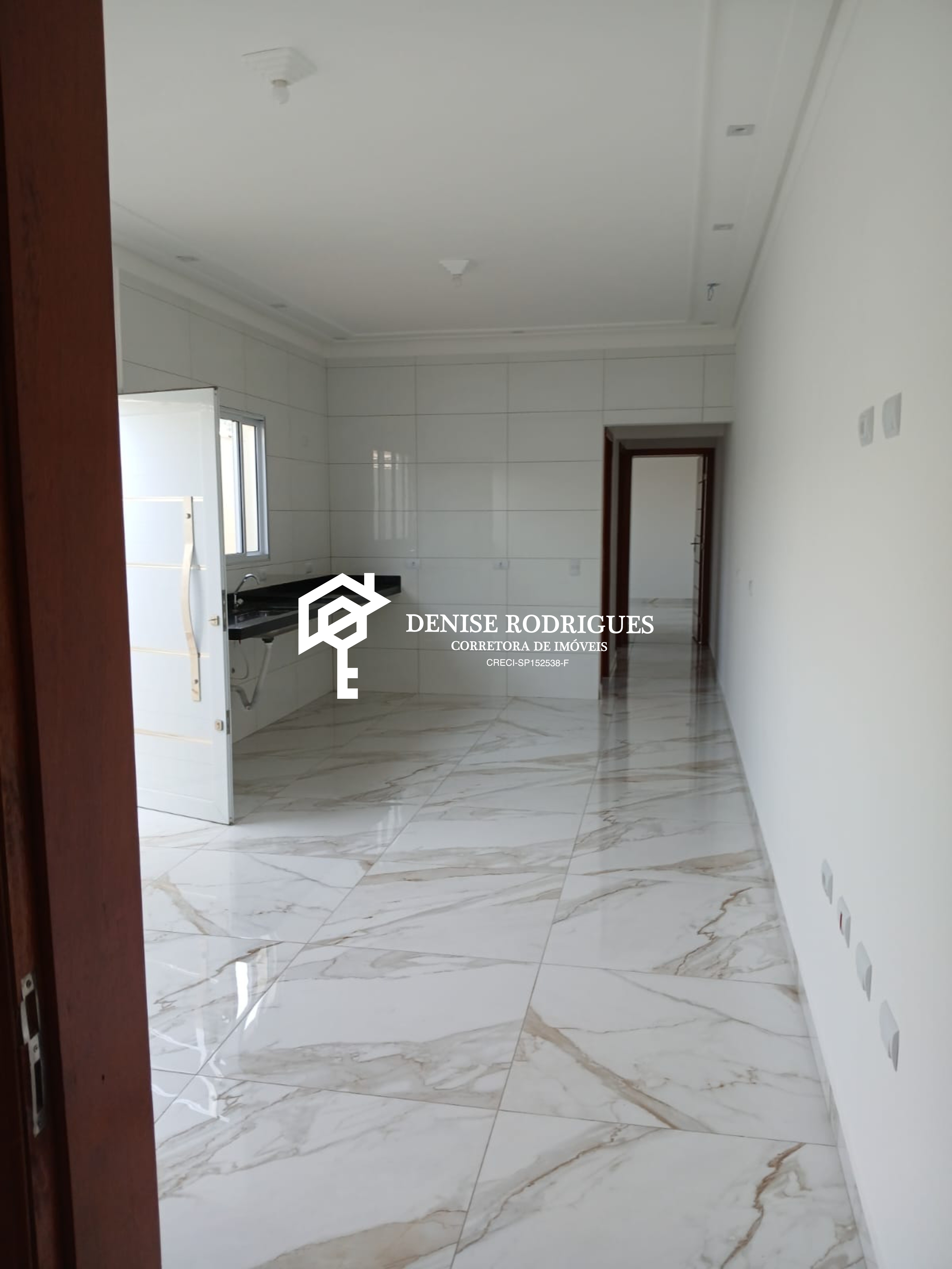 Casa à venda com 3 quartos, 89m² - Foto 4