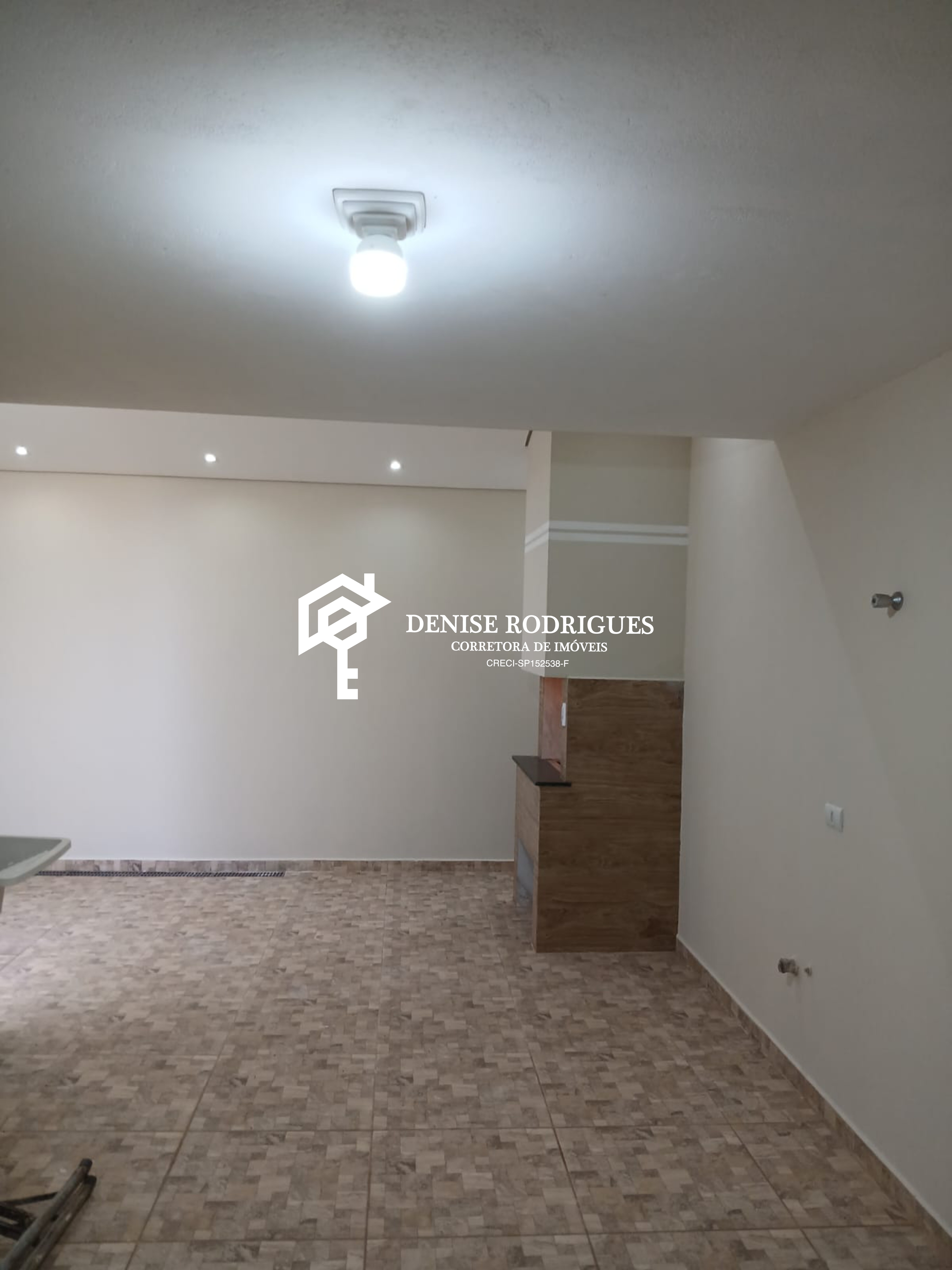 Casa à venda com 3 quartos, 89m² - Foto 14