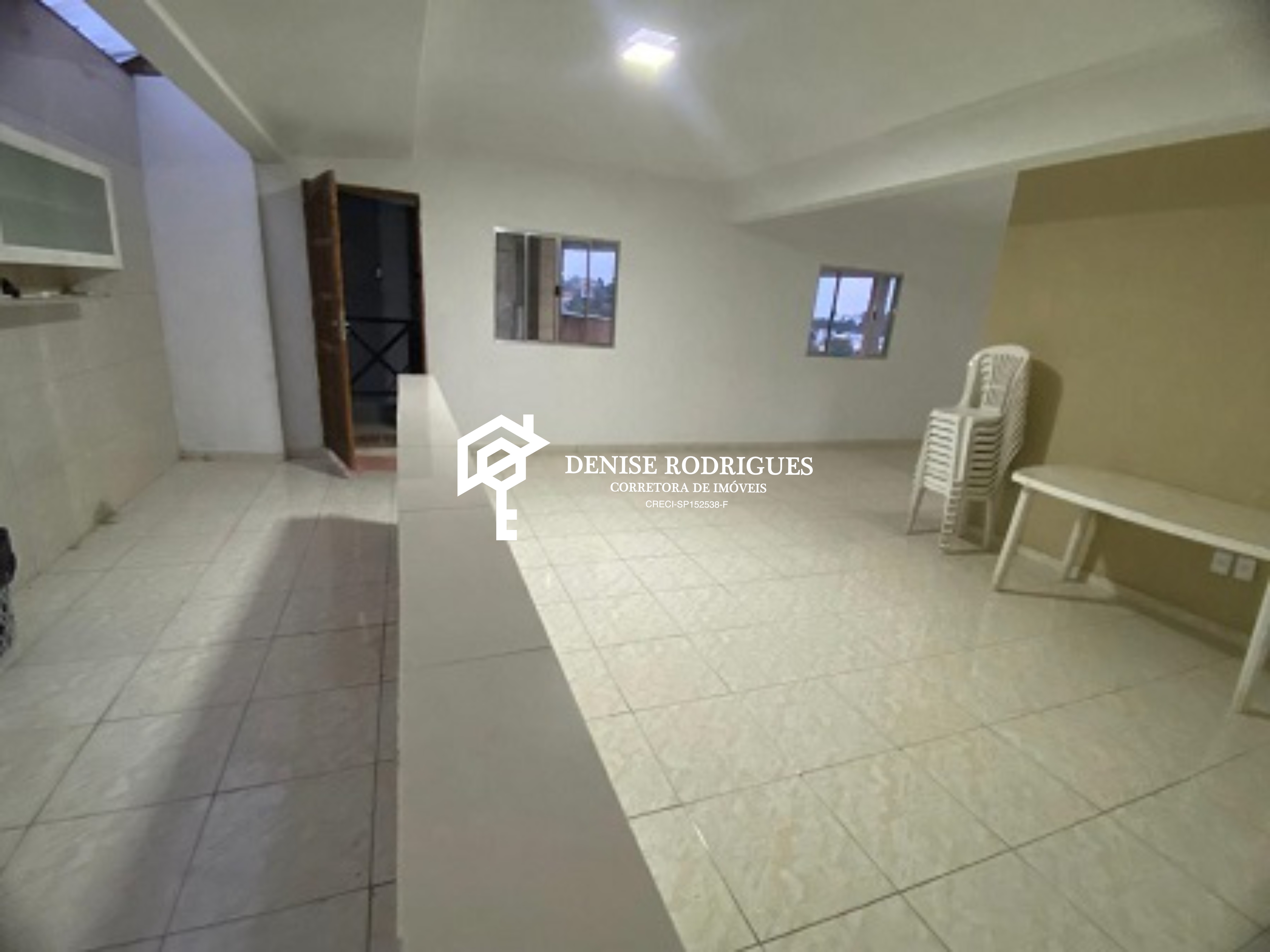 Casa à venda com 5 quartos, 200m² - Foto 15