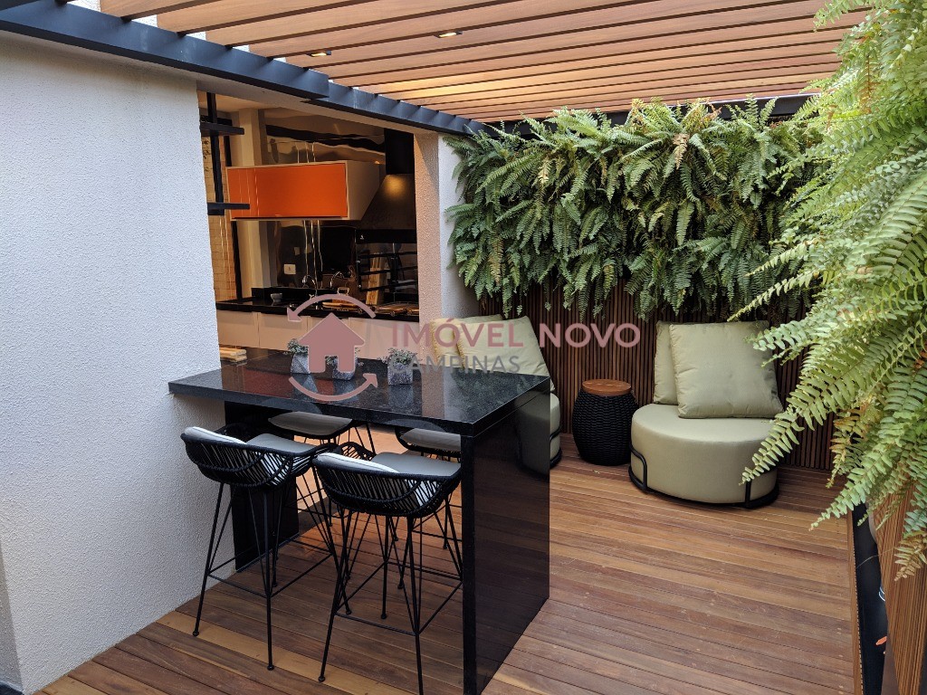 Casa à venda com 3 quartos, 103m² - Foto 1