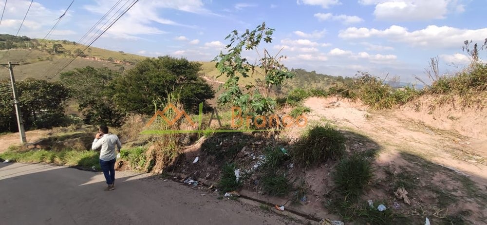 Terreno à venda em Francisco Morato-SP, Jardim Arpoador - 400,00 m² de área disponível!