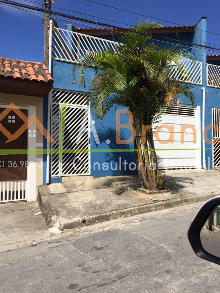 **Casa em Caieiras com 3 Dormitórios e Ótima Localização!**