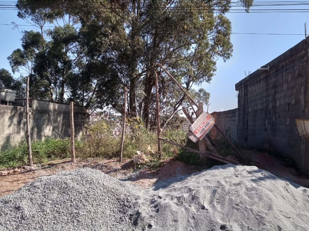 Terreno à venda em Francisco Morato-SP, Jardim Vassouras II com 125,00 m² - A oportunidade que você estava esperando!