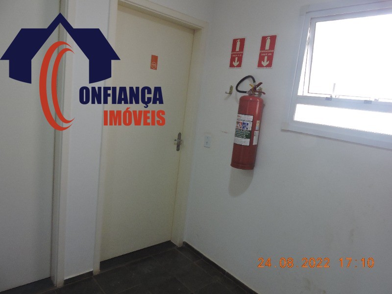Apartamento para alugar com 2 quartos, 65m² - Foto 13