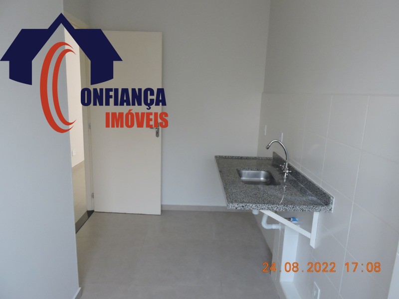 Apartamento para alugar com 2 quartos, 65m² - Foto 6
