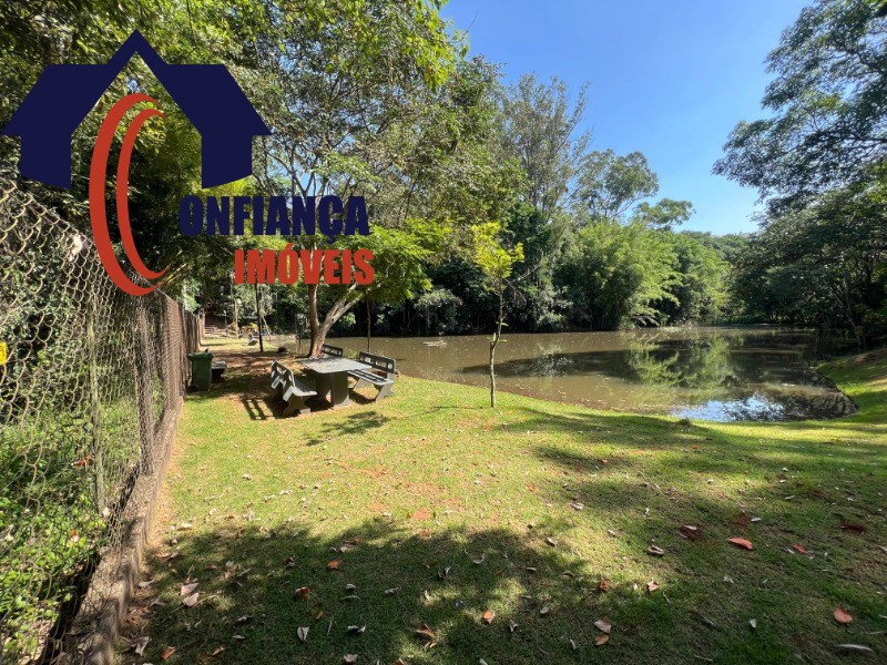 Casa à venda e aluguel com 3 quartos, 200m² - Foto 16