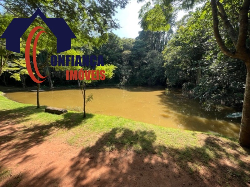 Casa à venda e aluguel com 3 quartos, 200m² - Foto 20