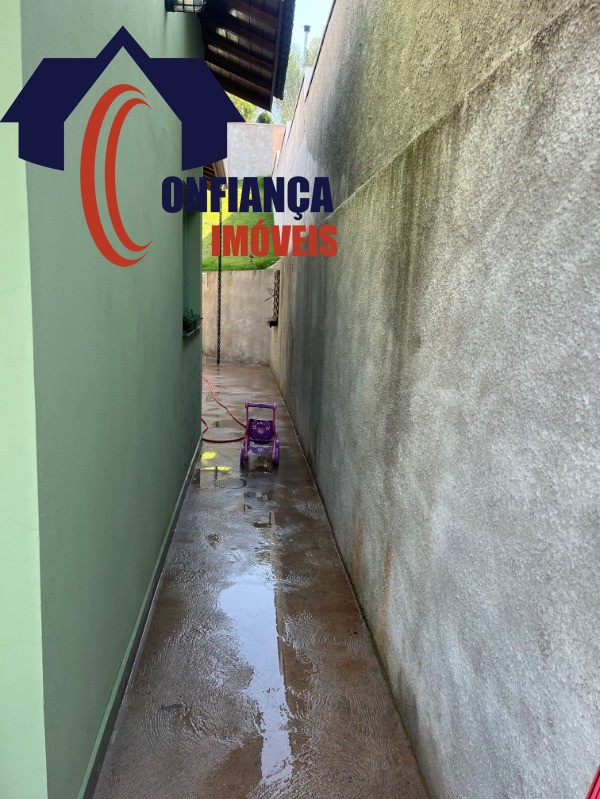 Casa à venda e aluguel com 3 quartos, 200m² - Foto 12