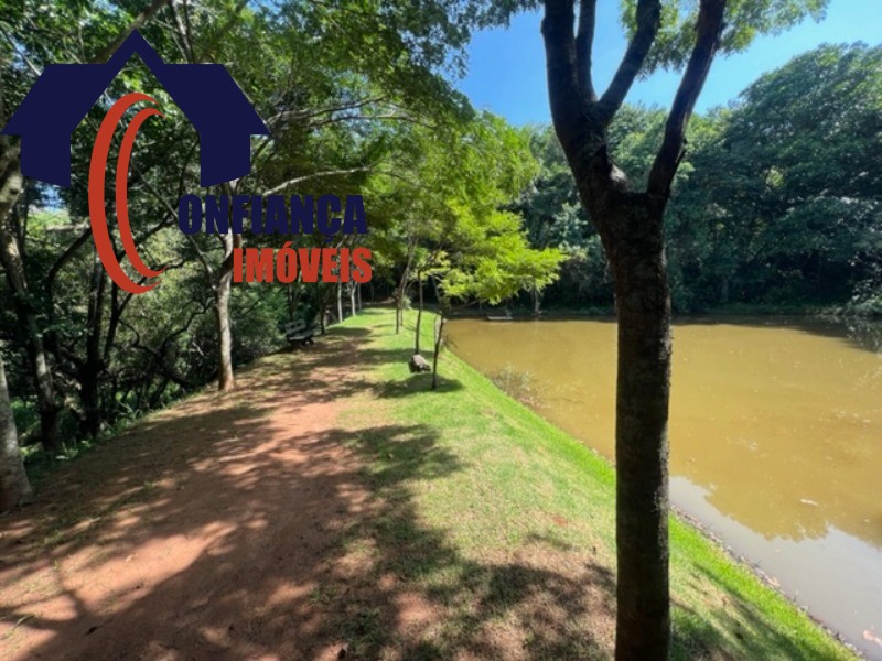 Casa à venda e aluguel com 3 quartos, 200m² - Foto 19