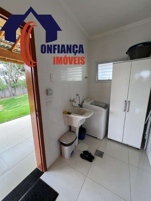 Chácara à venda com 3 quartos, 250m² - Foto 11