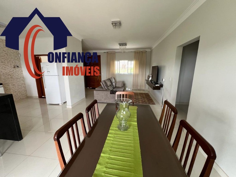 Chácara à venda com 3 quartos, 250m² - Foto 9