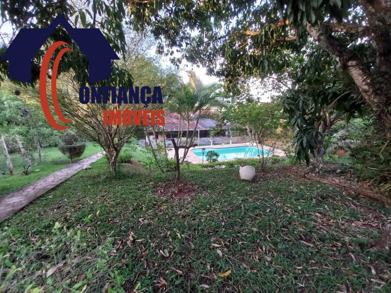 Chácara à venda com 3 quartos, 200m² - Foto 32
