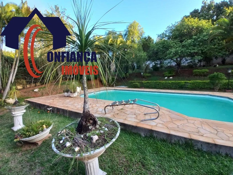 Chácara à venda com 3 quartos, 200m² - Foto 26