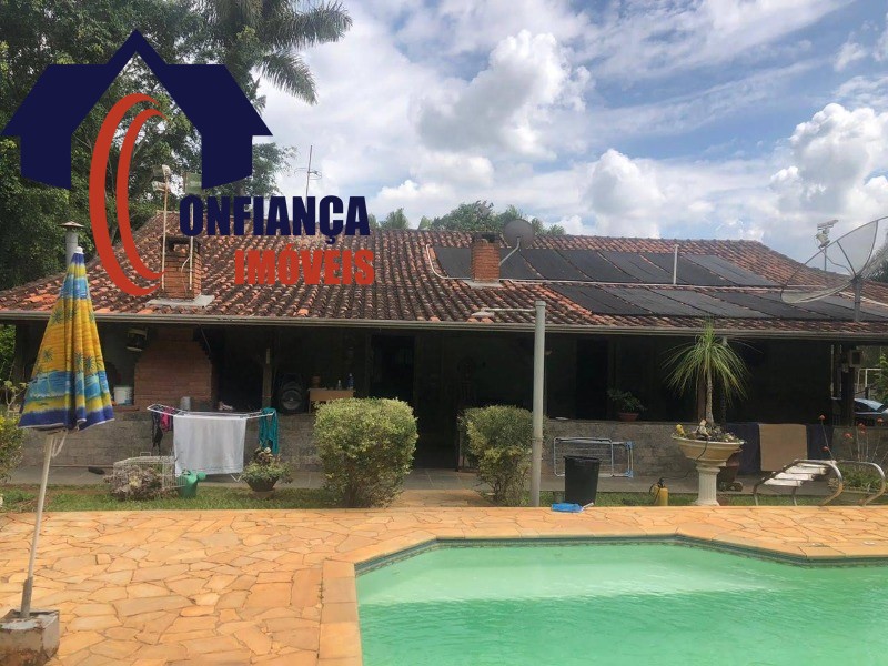 Chácara à venda com 3 quartos, 200m² - Foto 7