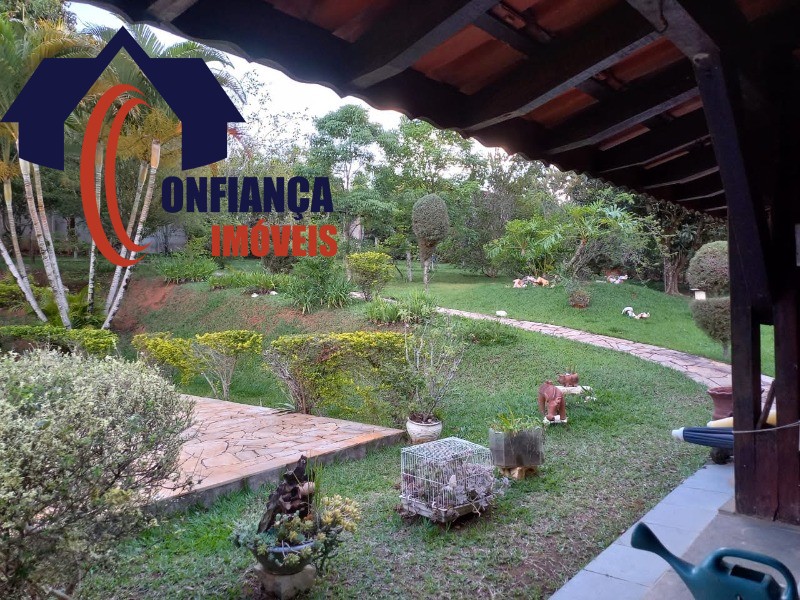Chácara à venda com 3 quartos, 200m² - Foto 16