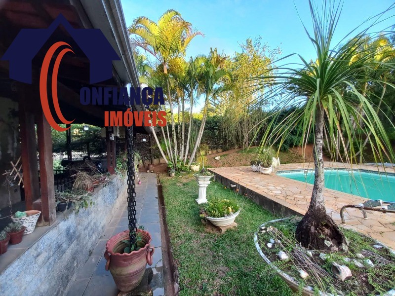 Chácara à venda com 3 quartos, 200m² - Foto 6