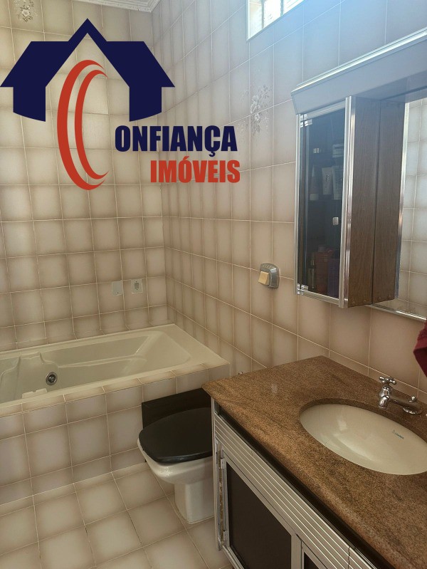 Casa à venda com 2 quartos, 217m² - Foto 31