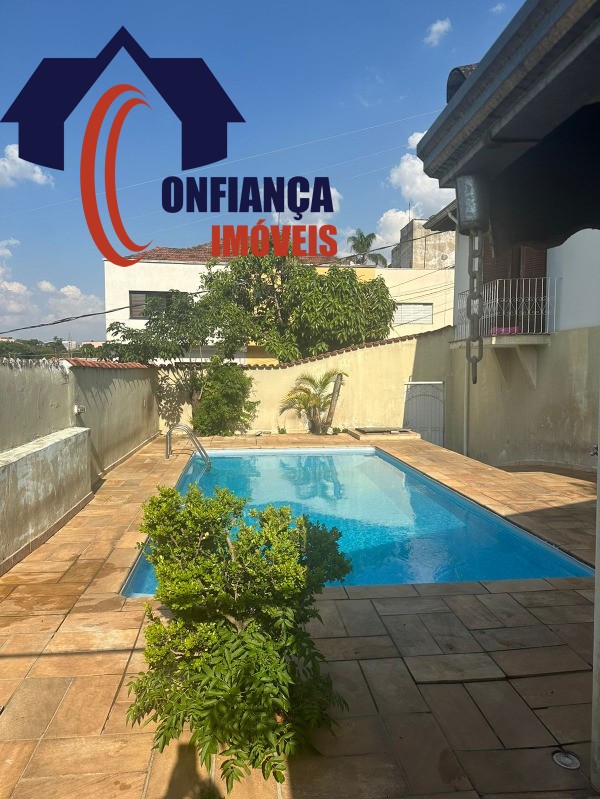 Casa à venda com 2 quartos, 217m² - Foto 8