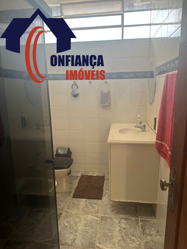 Casa à venda com 2 quartos, 217m² - Foto 17