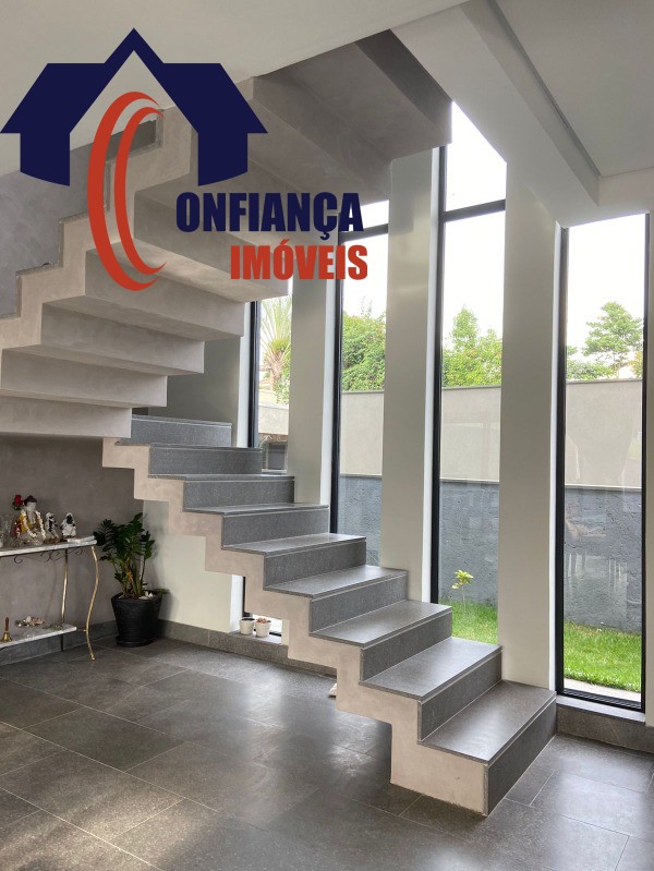 Casa à venda com 4 quartos, 760m² - Foto 3