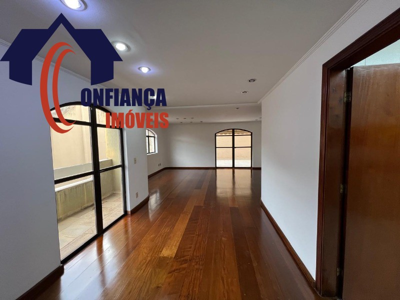 Apartamento à venda com 3 quartos, 170m² - Foto 1
