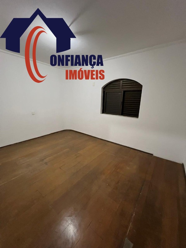Apartamento à venda com 3 quartos, 170m² - Foto 13