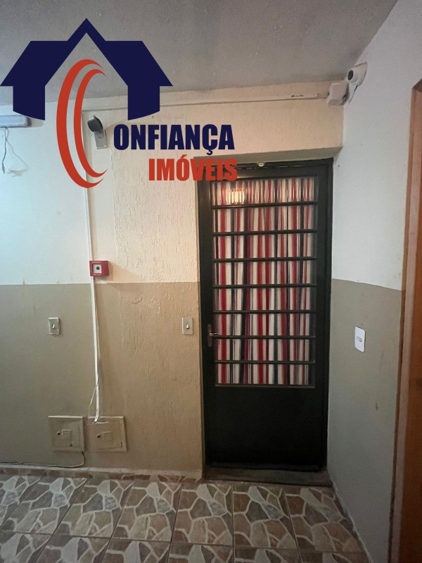 Apartamento para alugar com 2 quartos, 45m² - Foto 13
