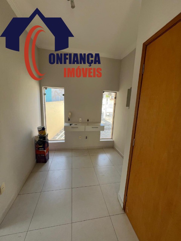 Casa à venda com 3 quartos, 300m² - Foto 5