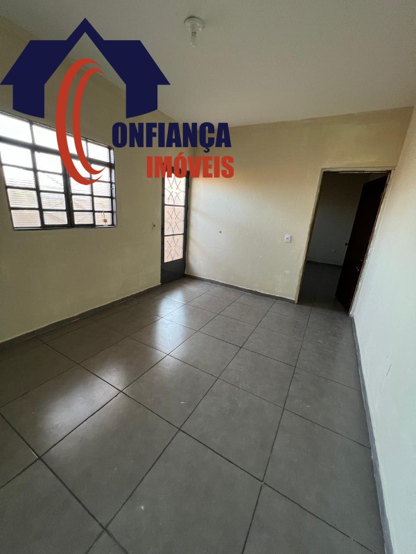 Casa para alugar com 2 quartos, 60m² - Foto 7